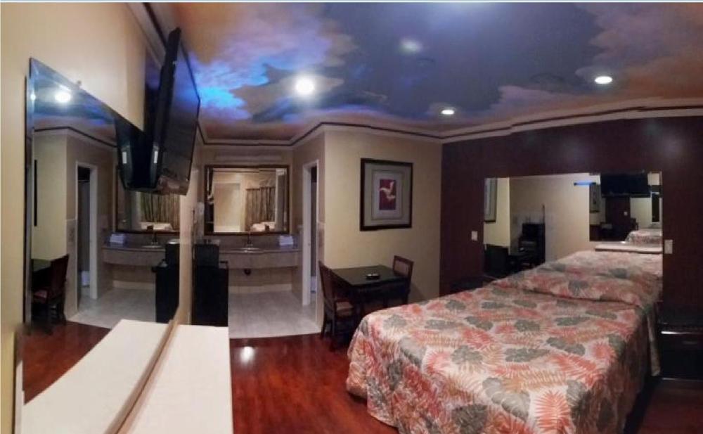 King Room interior